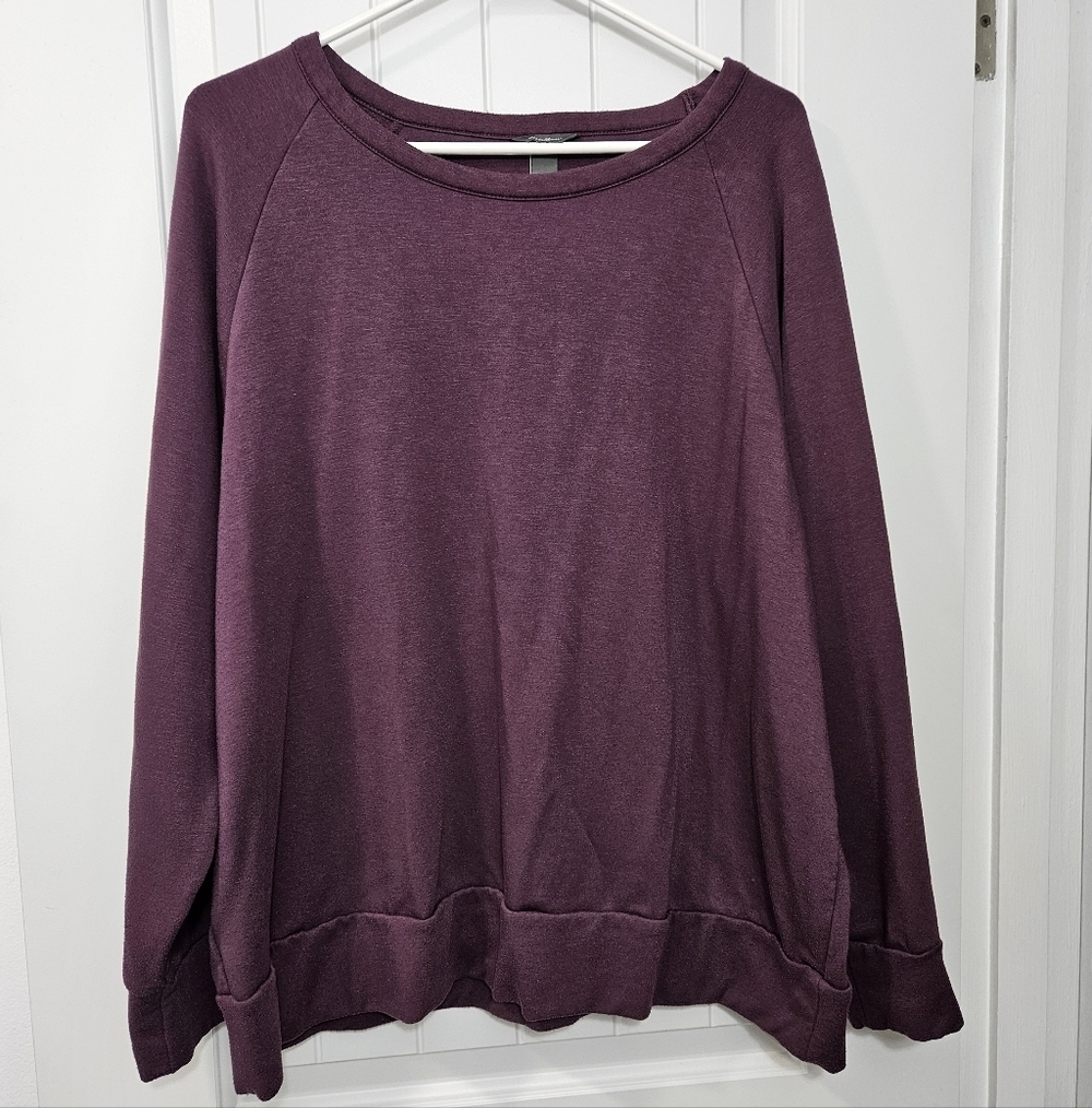 Eddie Bauer Women's XXL Plum Crewneck Sweatshirt